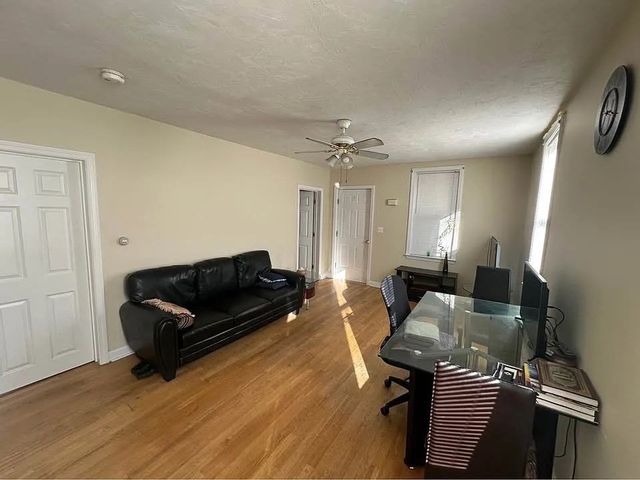 150 Sumner St 1, Quincy, MA 02169
