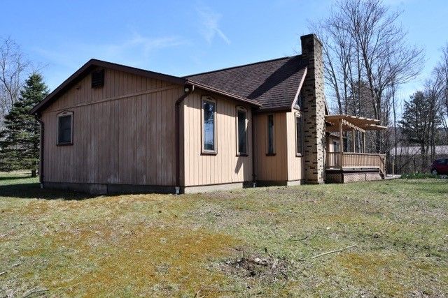 153 St Cecilia Road, Unity Twp, PA 15650