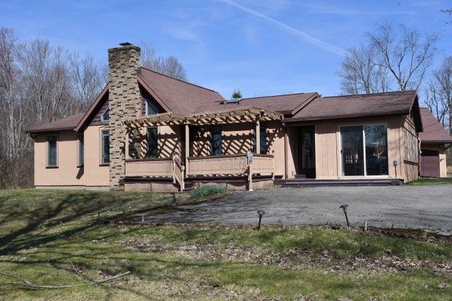153 St Cecilia Road, Unity Twp, PA 15650