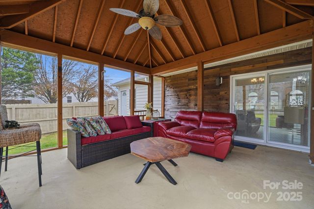 13512 Michael Lynn Road, Charlotte, NC 28278