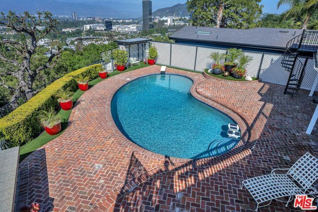 3467 Wrightwood Drive, Studio City (los Angeles), CA 91604