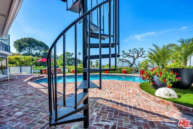 3467 Wrightwood Drive, Studio City (los Angeles), CA 91604