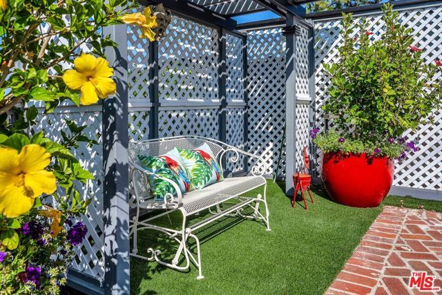 3467 Wrightwood Drive, Studio City (los Angeles), CA 91604