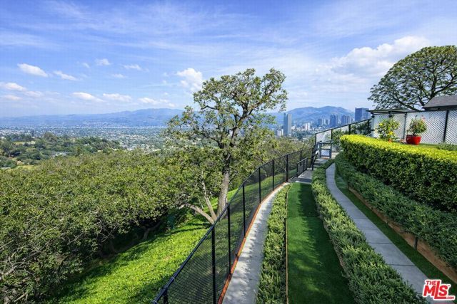 3467 Wrightwood Drive, Studio City (los Angeles), CA 91604