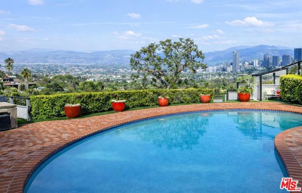 3467 Wrightwood Drive, Studio City (los Angeles), CA 91604