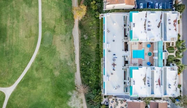 2552 Navarra Drive F, Carlsbad, CA 92009