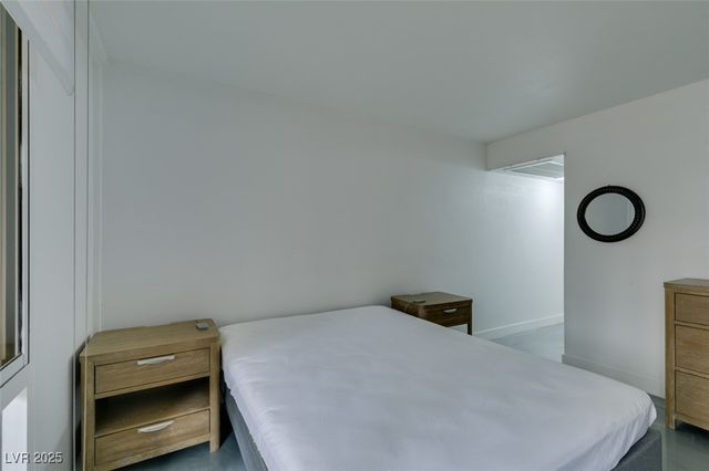 205 East Harmon Avenue 101, Las Vegas, NV 89169