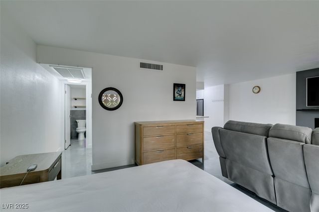 205 East Harmon Avenue 101, Las Vegas, NV 89169