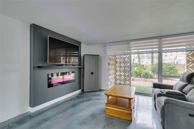 205 East Harmon Avenue 101, Las Vegas, NV 89169