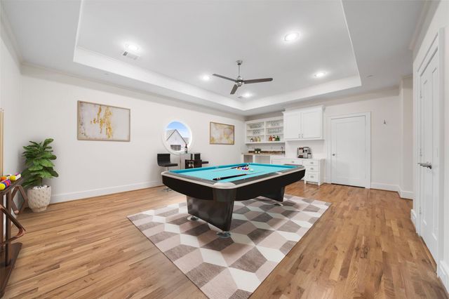 11714 Memorial Drive, Houston, TX 77024