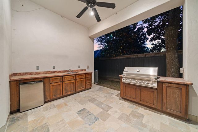 11714 Memorial Drive, Houston, TX 77024