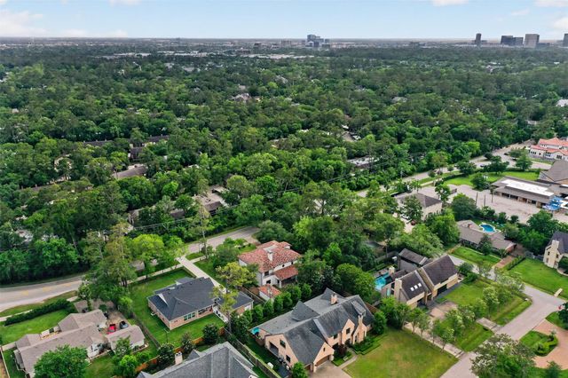 11714 Memorial Drive, Houston, TX 77024