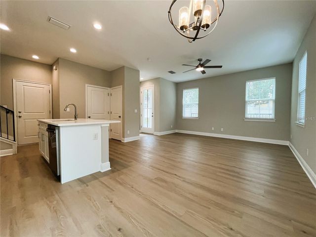 2238 S BUMBY AVENUE 160, Orlando, FL 32806