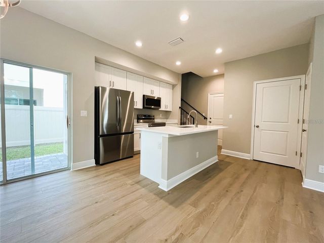 2238 S BUMBY AVENUE 160, Orlando, FL 32806