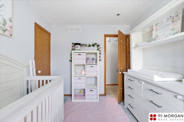 2615 Georgia Avenue, Bellevue, NE 68147