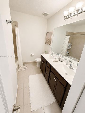 4342 Veleiros Avenue, Deerfield Beach, FL 33064