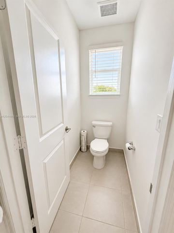 4342 Veleiros Avenue, Deerfield Beach, FL 33064