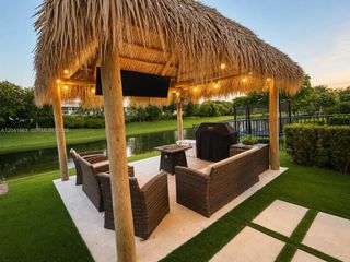 4342 Veleiros Avenue, Deerfield Beach, FL 33064