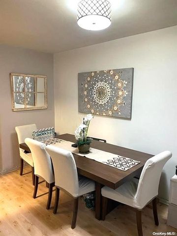 91-10 32 Avenue E102, East Elmhurst, NY 11369