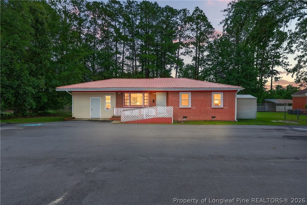 701 Harris Avenue, Raeford, NC 28376 — exterior