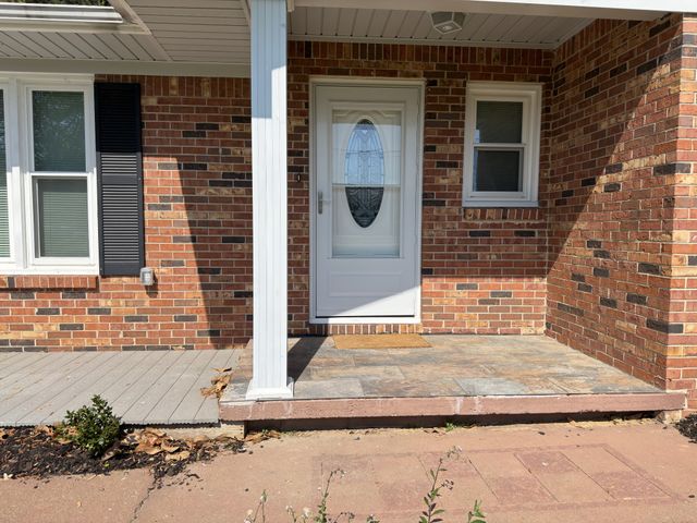 119 Horn Ave, Loretto, TN 38469