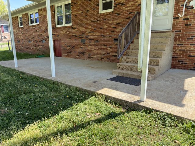119 Horn Ave, Loretto, TN 38469