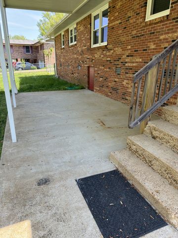 119 Horn Ave, Loretto, TN 38469