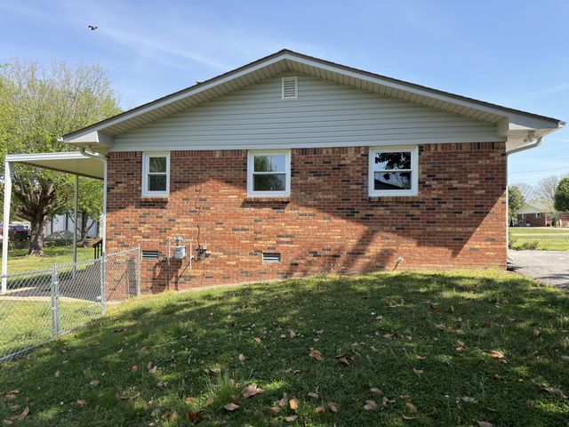 119 Horn Ave, Loretto, TN 38469