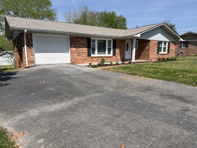 119 Horn Ave, Loretto, TN 38469