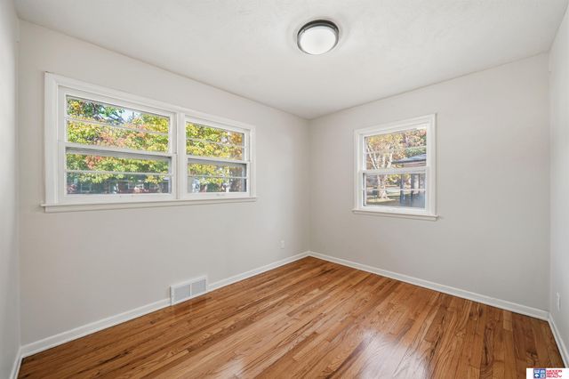 2511 Kessler Boulevard, Lincoln, NE 68502