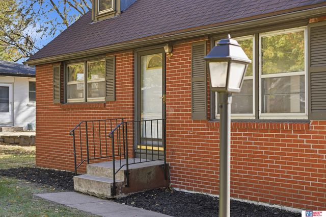 2511 Kessler Boulevard, Lincoln, NE 68502