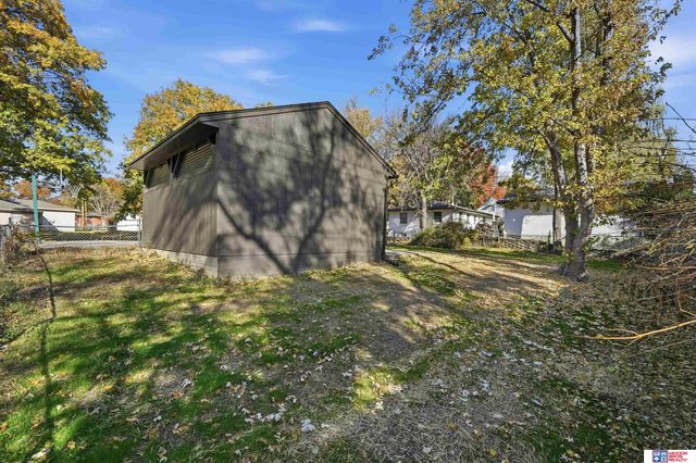 2511 Kessler Boulevard, Lincoln, NE 68502