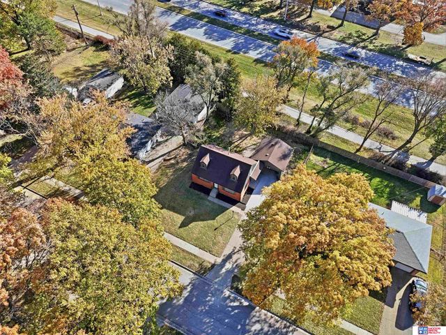 2511 Kessler Boulevard, Lincoln, NE 68502