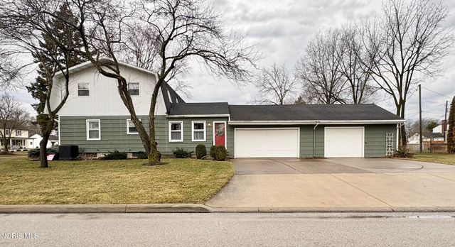 519 Sackett Street, Maumee, OH 43537