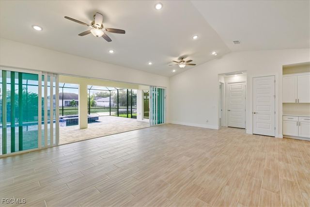 1220 SE 5th TER, Cape Coral, FL 33990