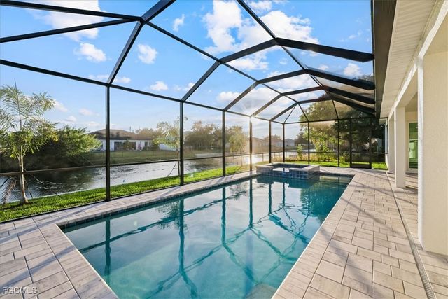 1220 SE 5th TER, Cape Coral, FL 33990