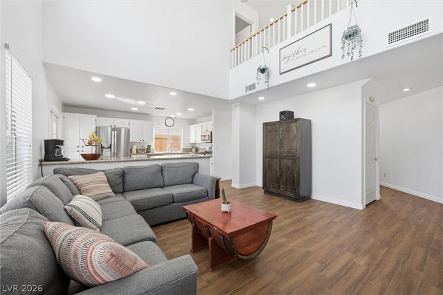 10228 Desert Wind Drive, Las Vegas, NV 89144