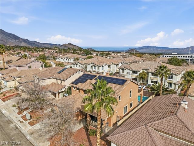 10228 Desert Wind Drive, Las Vegas, NV 89144