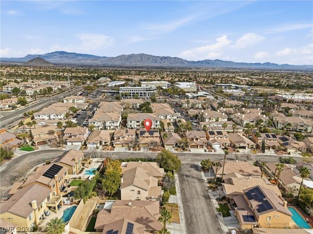 10228 Desert Wind Drive, Las Vegas, NV 89144