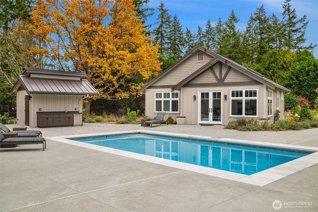 22430 Dogwood Lane, Woodway, WA 98020