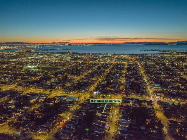 1524 Blake St, Berkeley, CA 94703