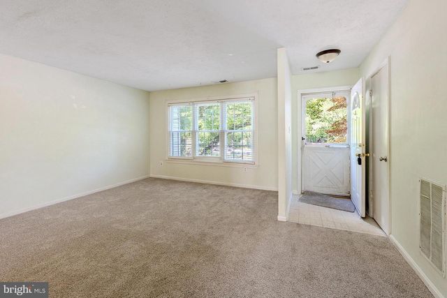 1687 HART CT, Crofton, MD 21114