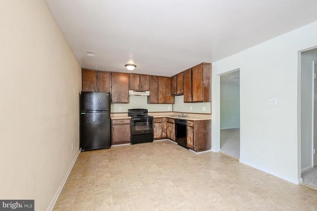 1687 HART CT, Crofton, MD 21114