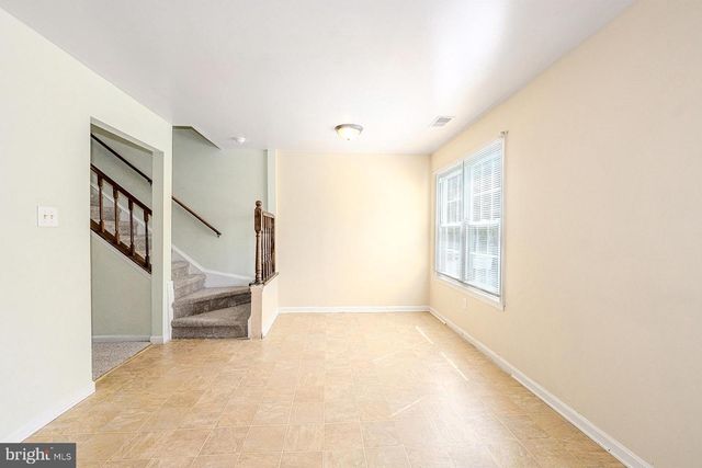1687 HART CT, Crofton, MD 21114