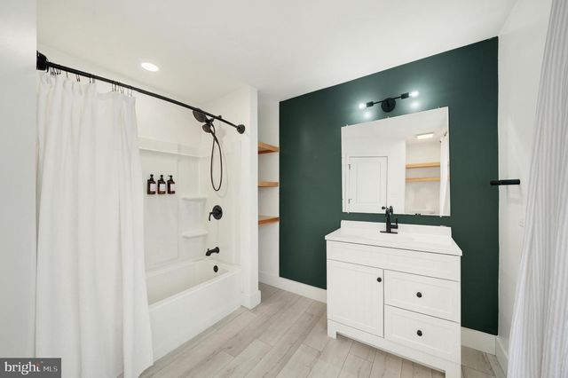 23 OLD BAYVIEW RD, North East, MD 21901