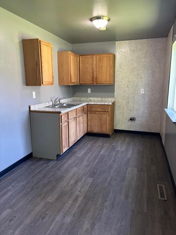 1213 N Arbogast Street, Griffith, IN 46319