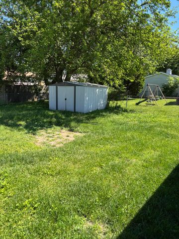 1213 N Arbogast Street, Griffith, IN 46319