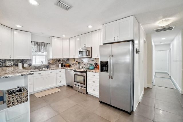 3007 N WOODROW AVENUE, Tampa, FL 33603