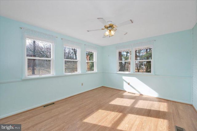 5209 COCHRAN RD, Beltsville, MD 20705