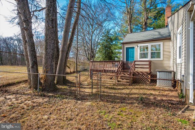 5209 COCHRAN RD, Beltsville, MD 20705